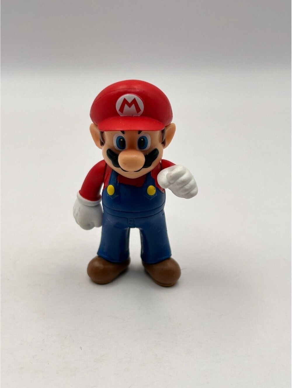 World of Nintendo Super Mario 2.5" Action Figure Fist Up Jakks Pacific